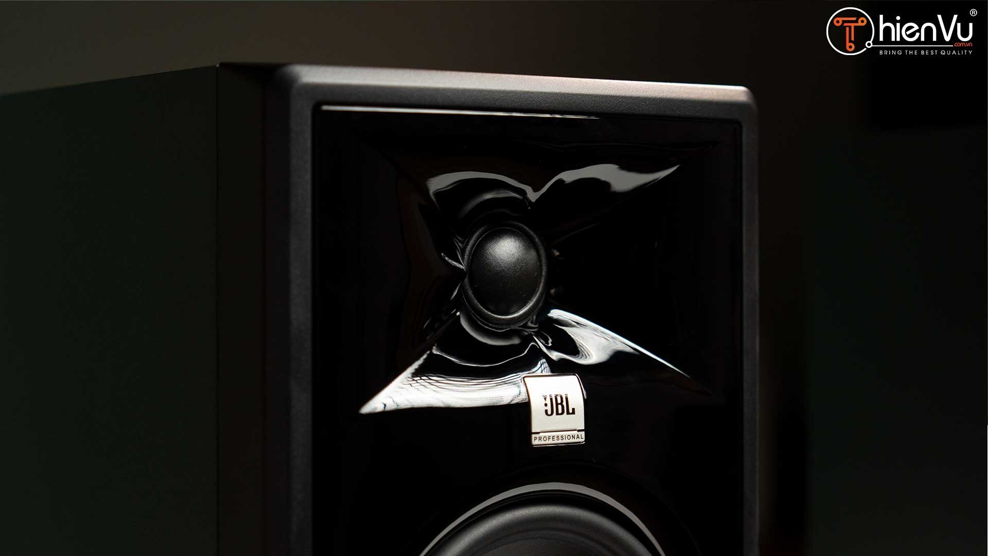 JBL 305P MKII