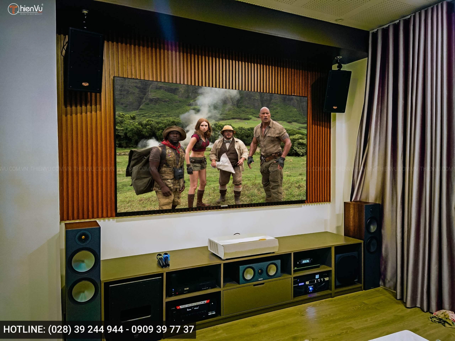 can canh chi tiet dan xem phim cao cap tai thien vu audio