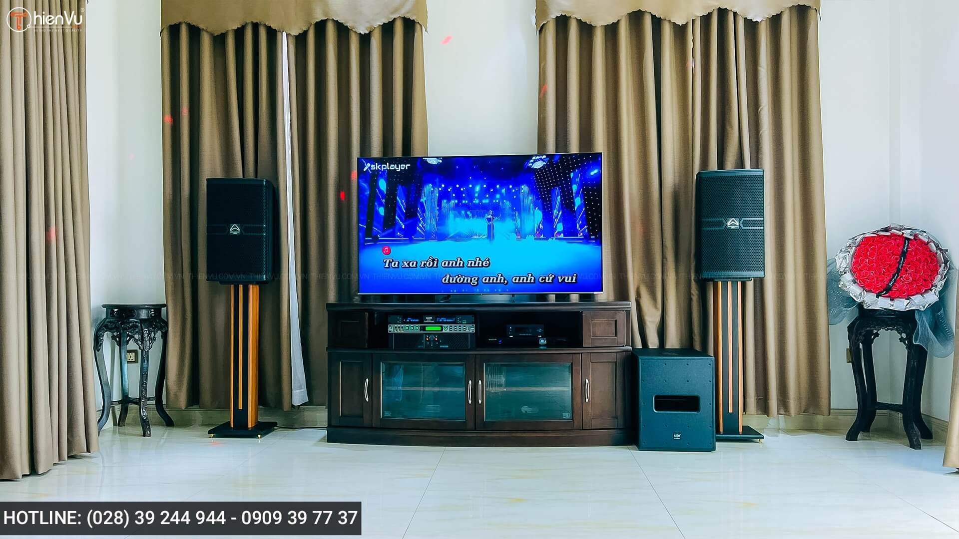 tai sao nen mua mixer vang so vang co cho dan karaoke