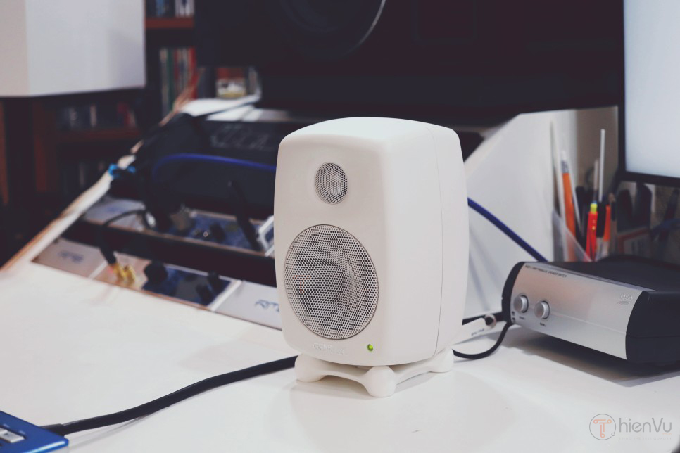 LOA KIỂM ÂM GENELEC 8010 AW