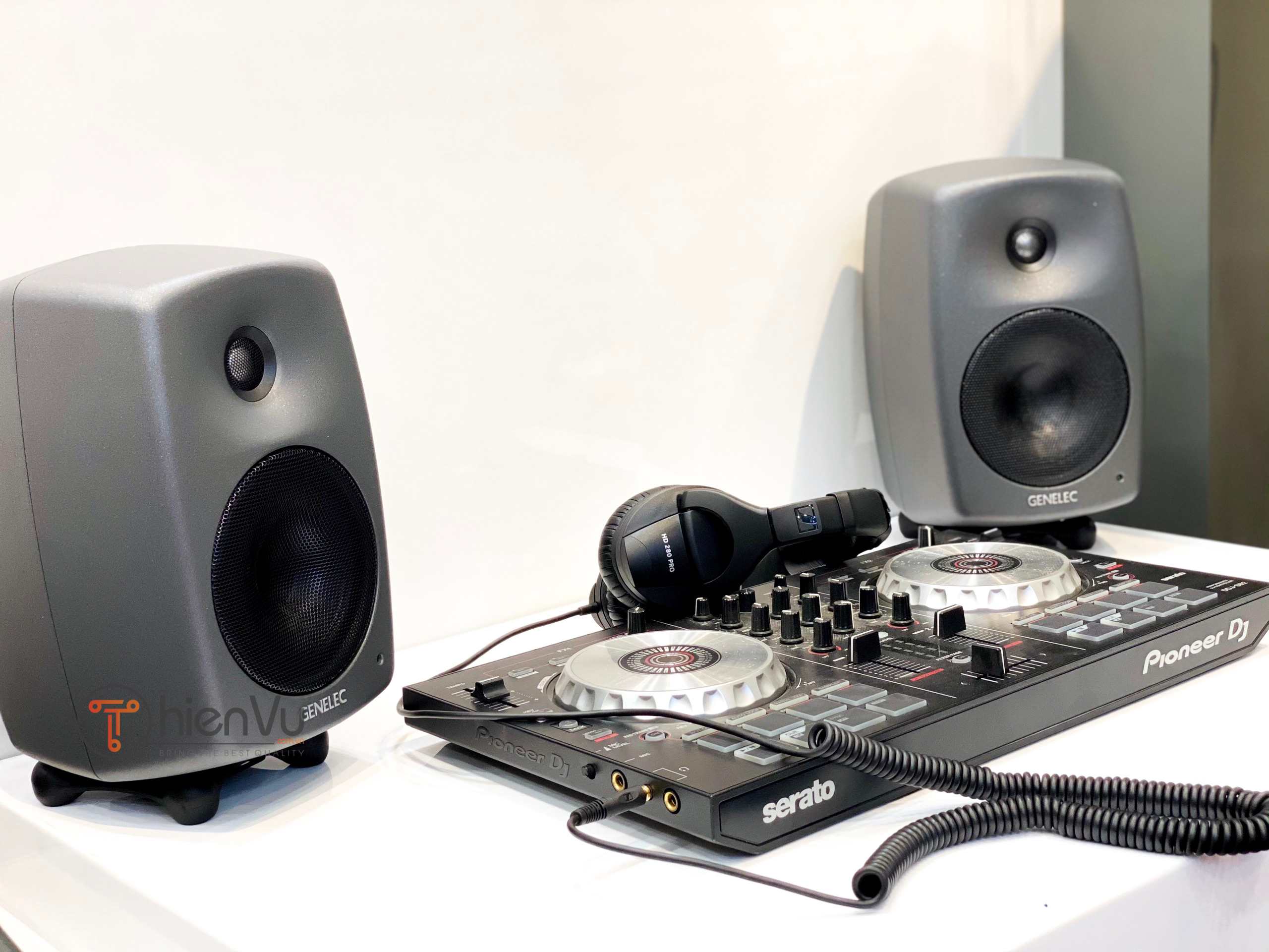 loa kiem am genelec 8030 cp