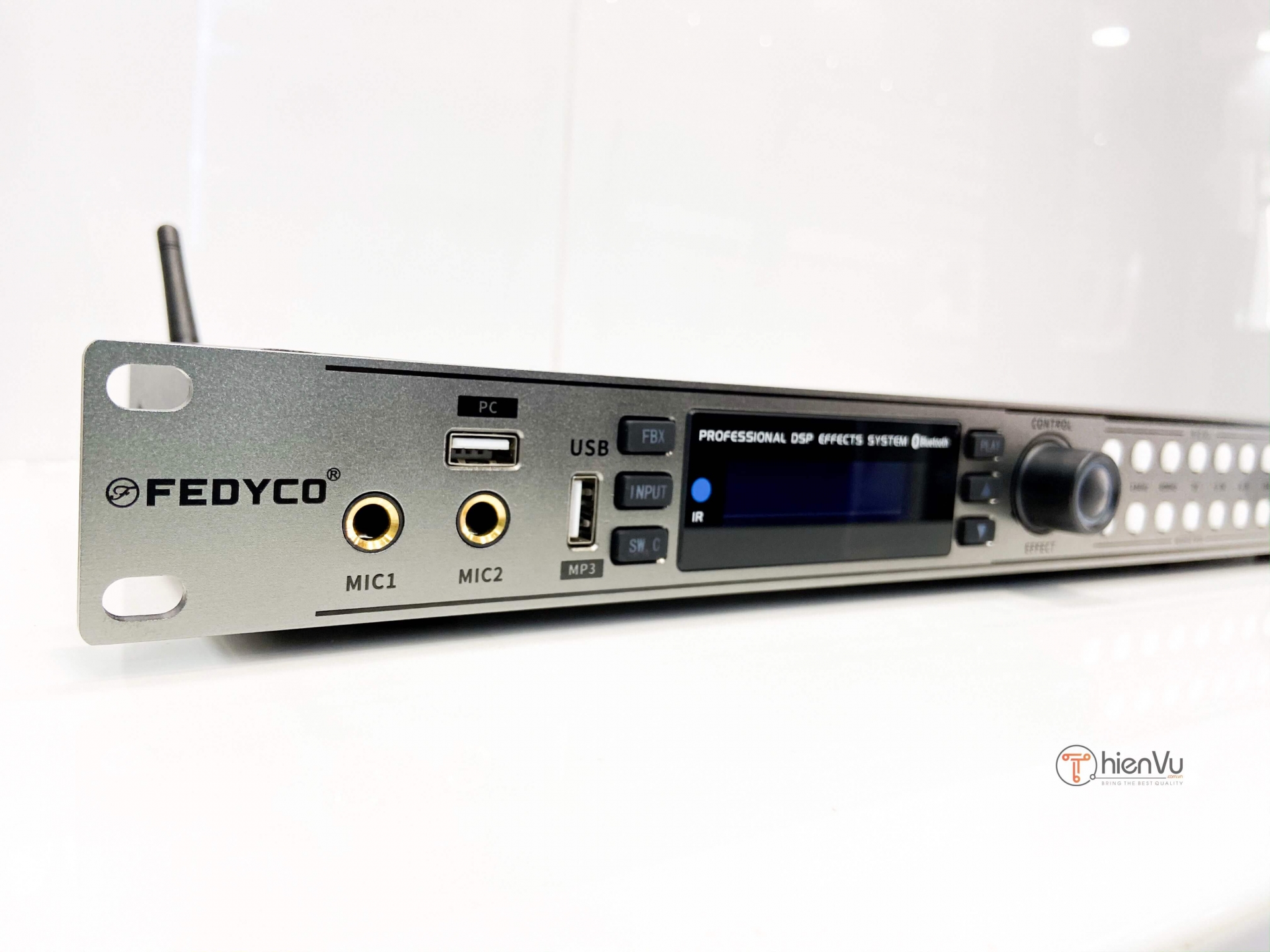 vang-so-karaoke-fedyco-xt10