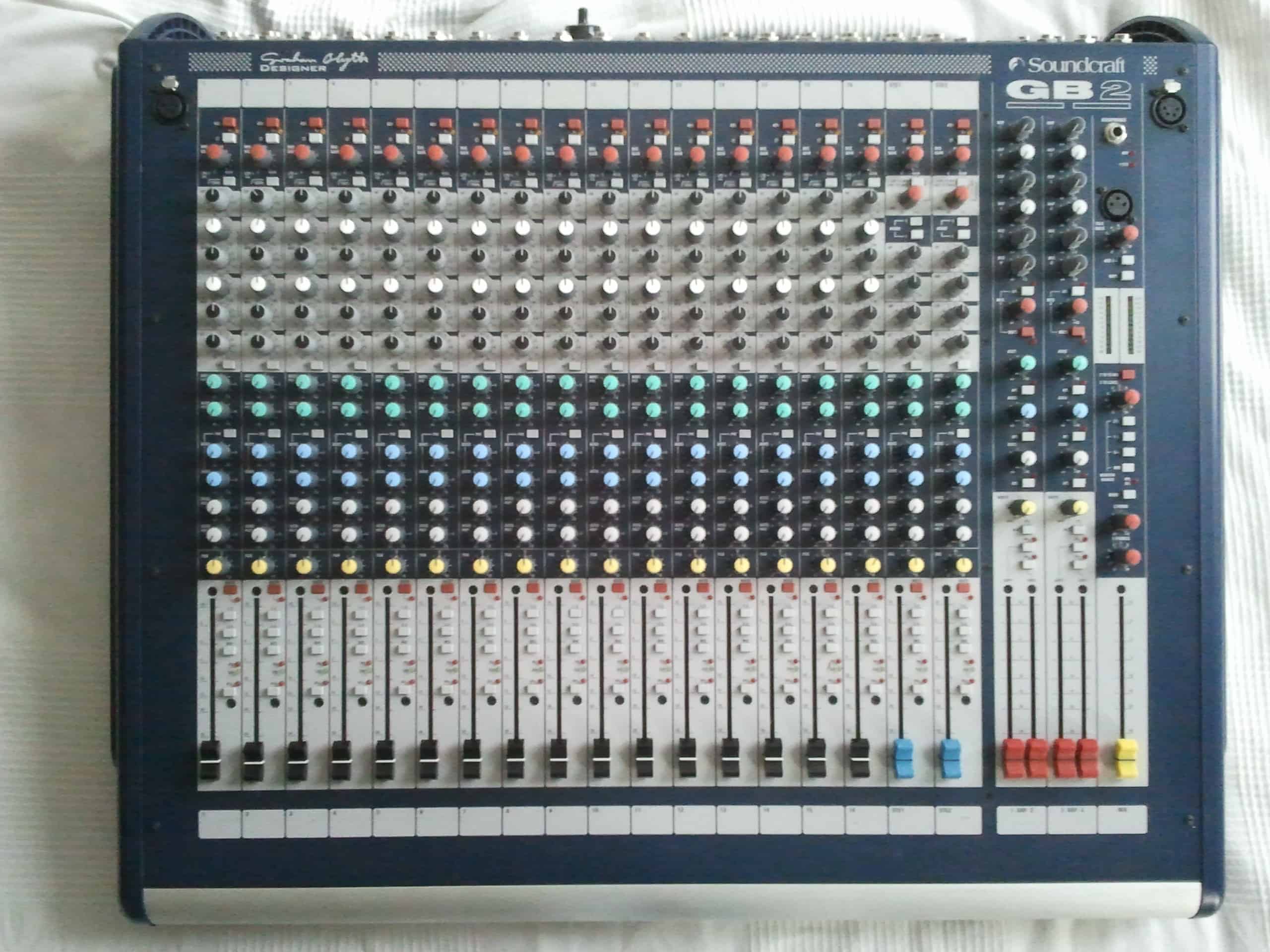 mixer-soundcraft-gb2-16ch-console-chinh-hang