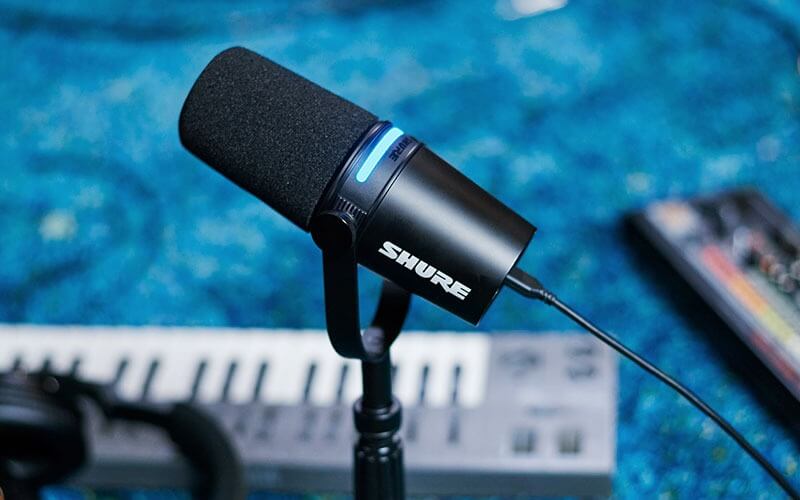 micro-shure-mv7-plus-chinh-hang