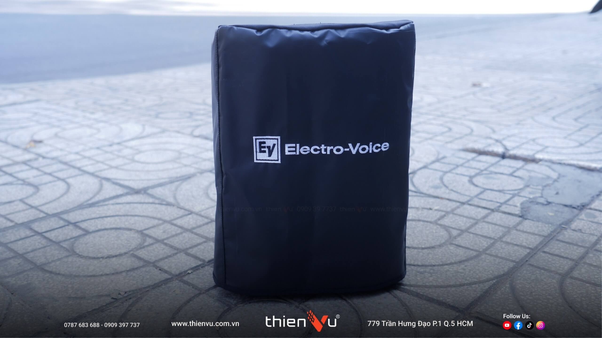 tui trum bao ve loa electrovoice everse 8