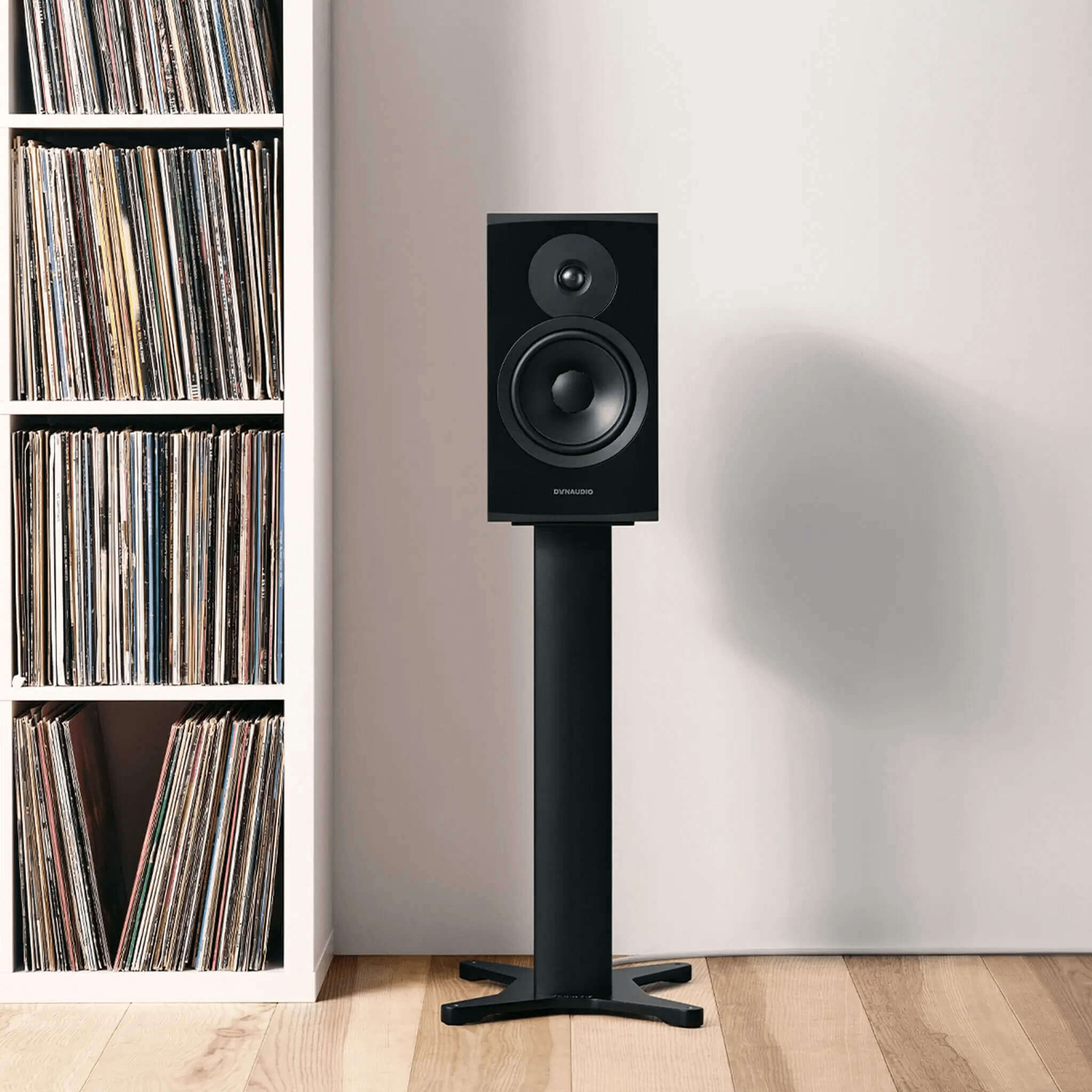 loa-bookshelf-Dynaudio-Emit20-hcm