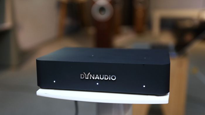 dau-phat-nhac-Dynaudio-Connect