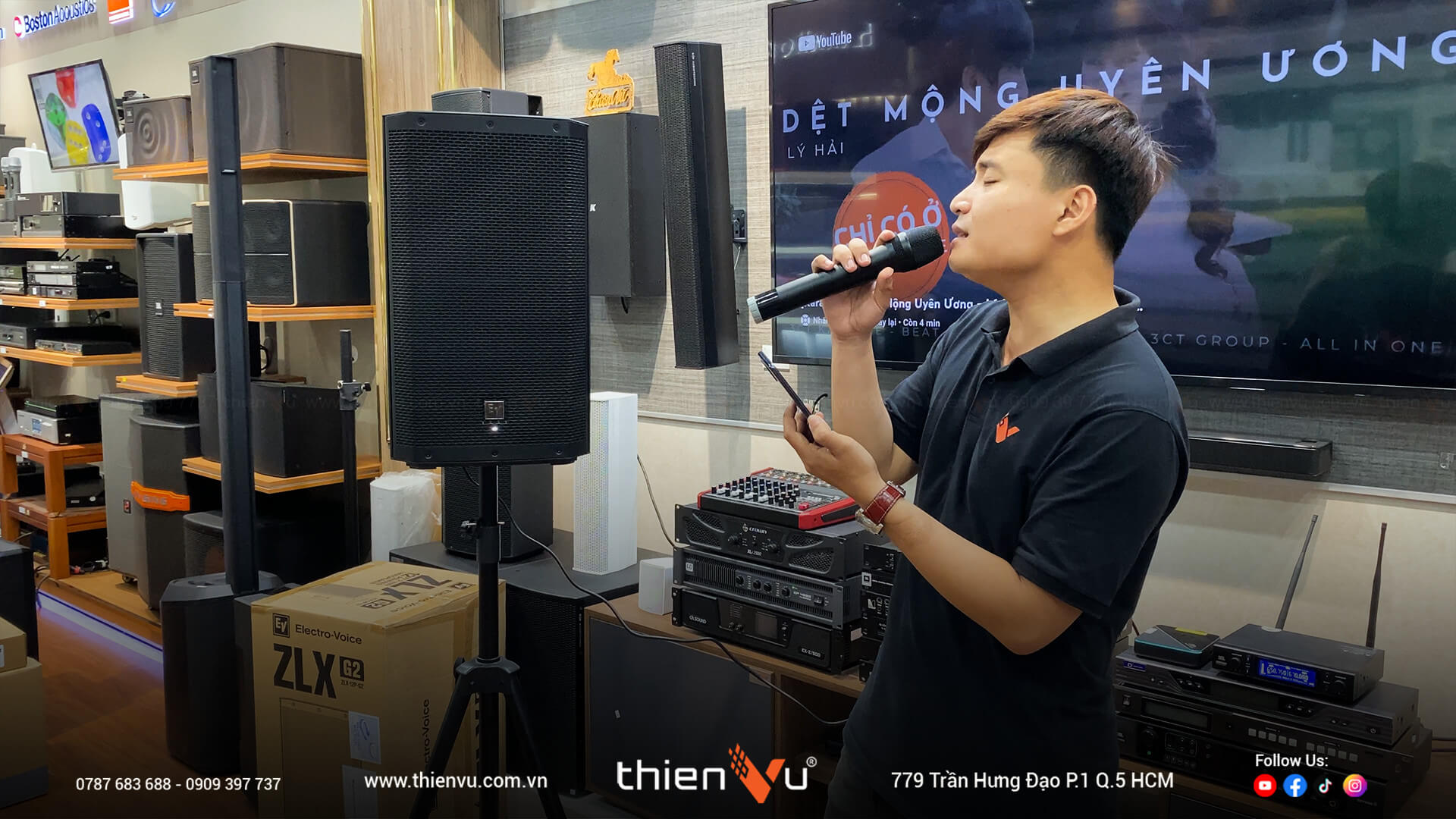 Loa Karaoke Di Động Electro-Voice ZLX 12P G2 Chính Hãng