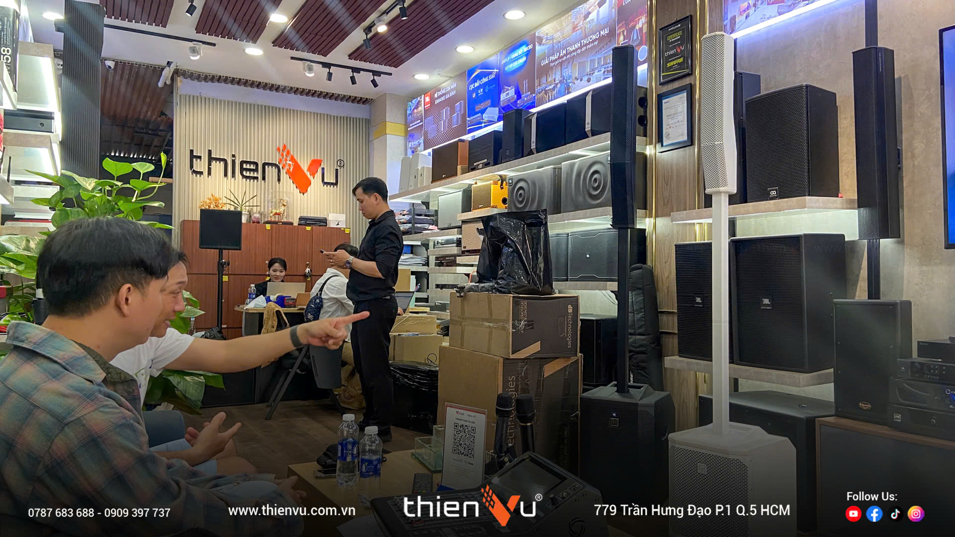 loa-karaoke-electrovoice-evolve-50-chinh-hang