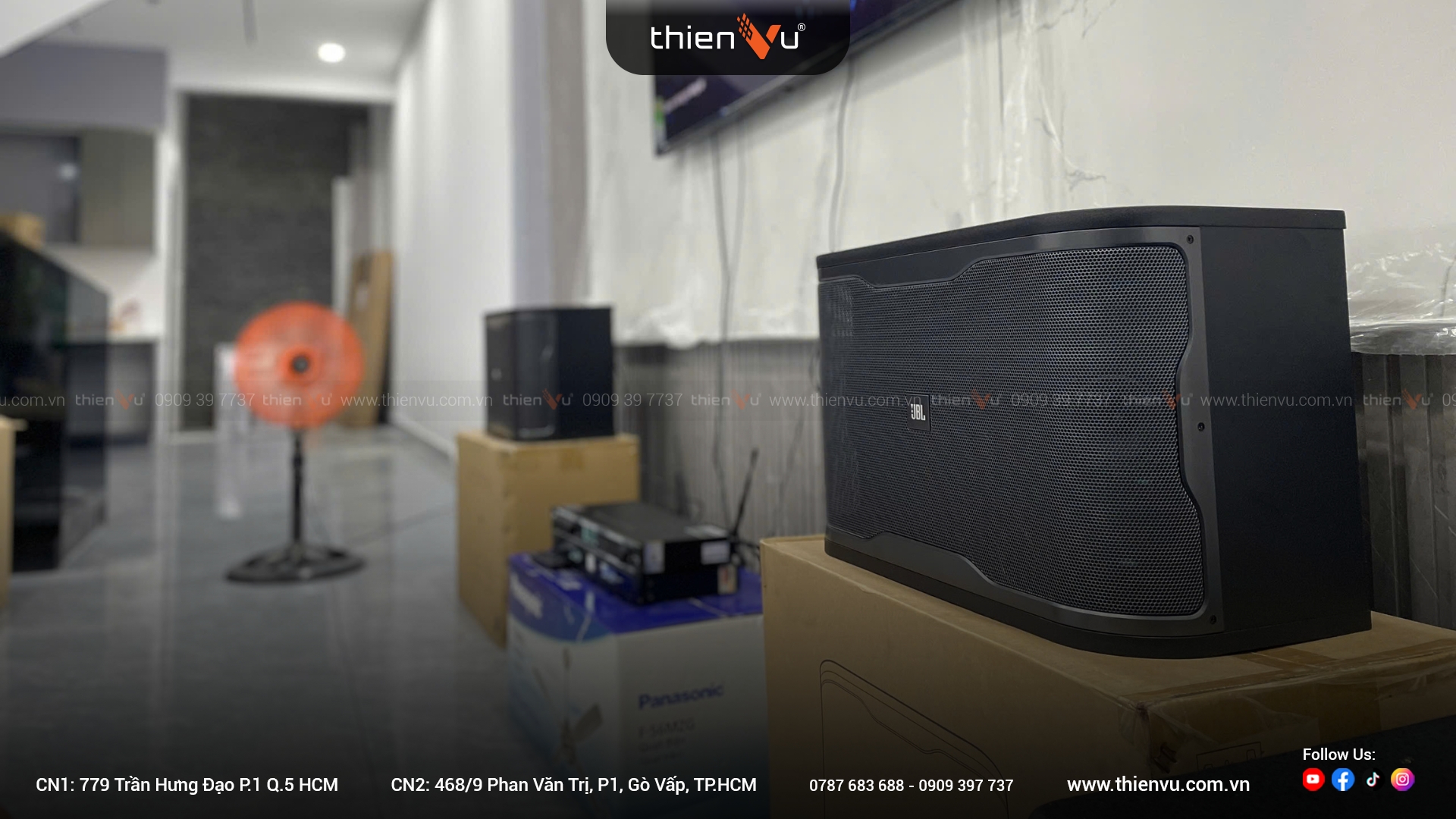 loa-jbl-rm210-hat-hay