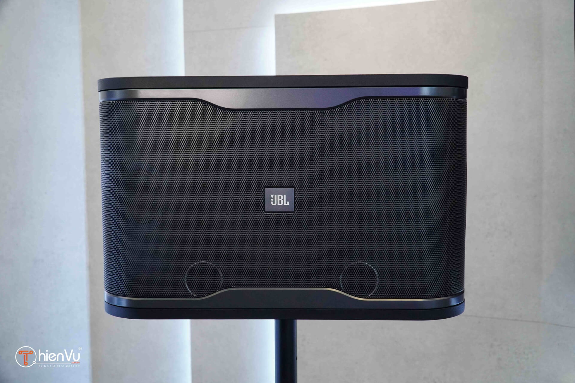 loa jbl rm 210 cho dan karaoke tai gia