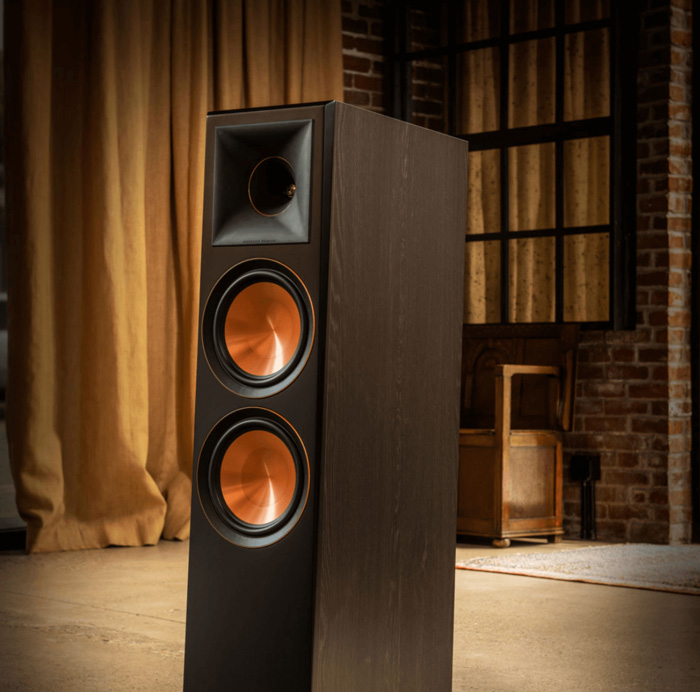 dac diem noi bat loa klipsch rp8000f