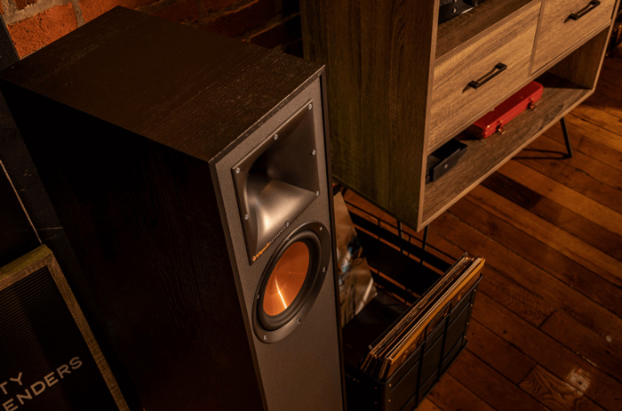 tinh nang cua loa klipsch r610f