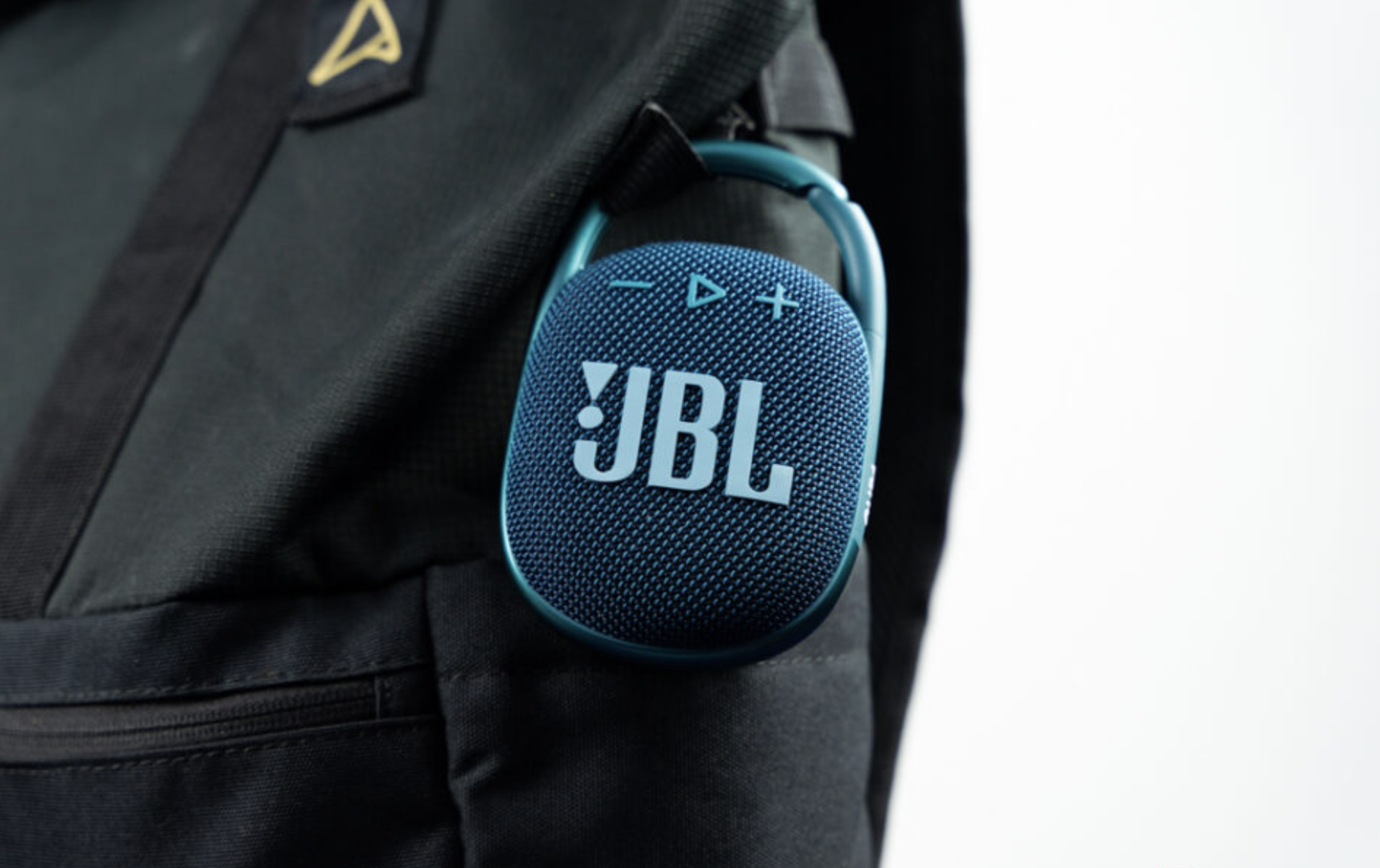 loa di động JBl Clip 4 chính hãng