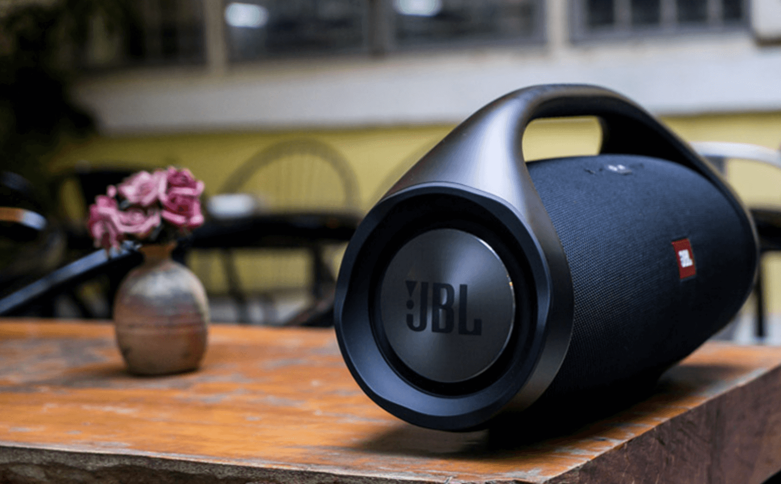 loa jbl boombox