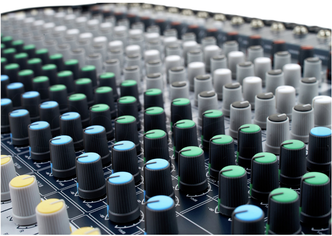 Ảnh chi tiết Soundcraft Signative 22