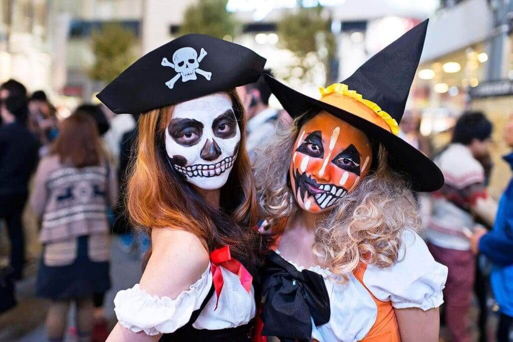 trang-diem-nhan-vat-hoa-trang-halloween-hot-dep