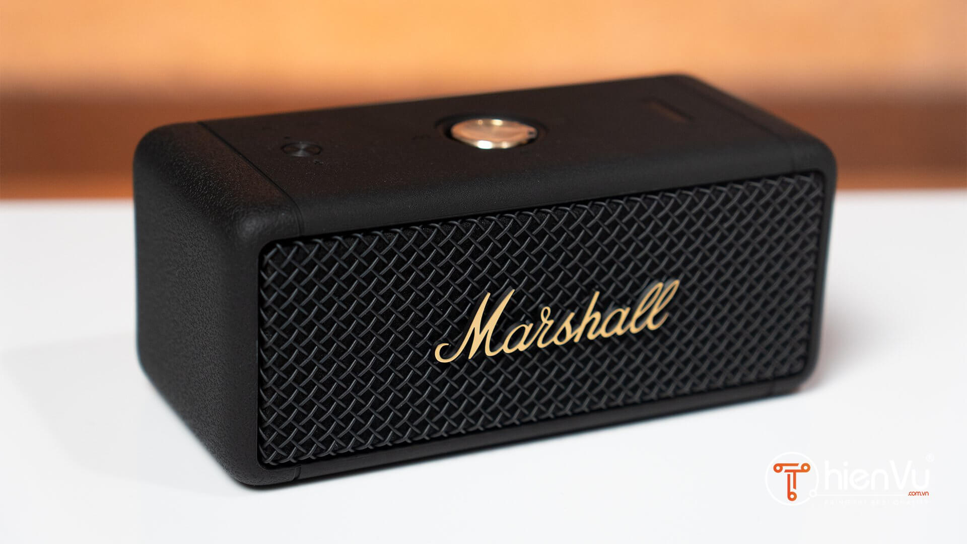 loa-bluetooth-marshall-emburn