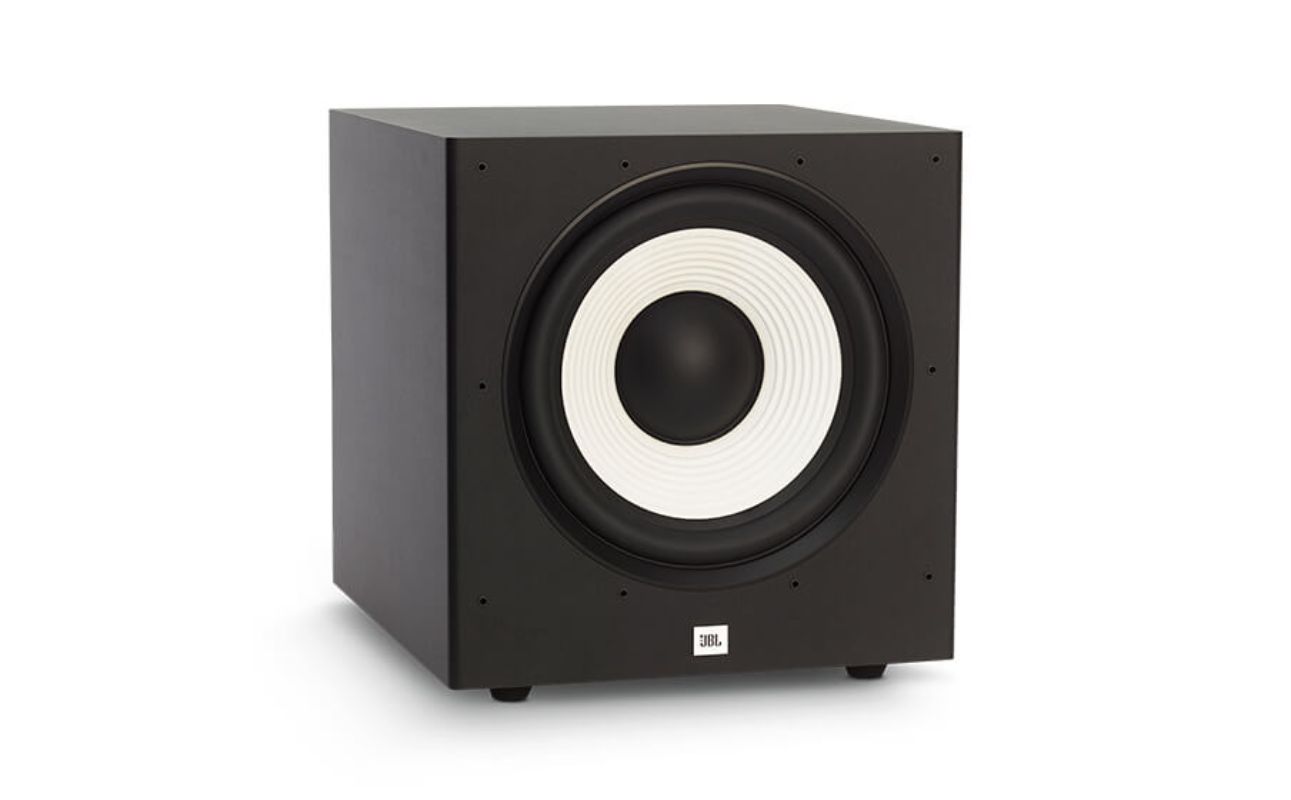 loa-jbl-stage-a120p-tai-tao-am-tram-khong-thua-kem-rap-chieu-phim-chuyen-nghiep