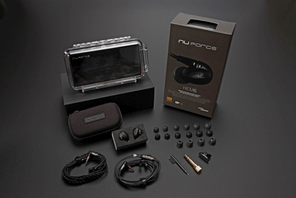 tai-nghe-in-ear-monitor-nuforce-hem6-hien-dai