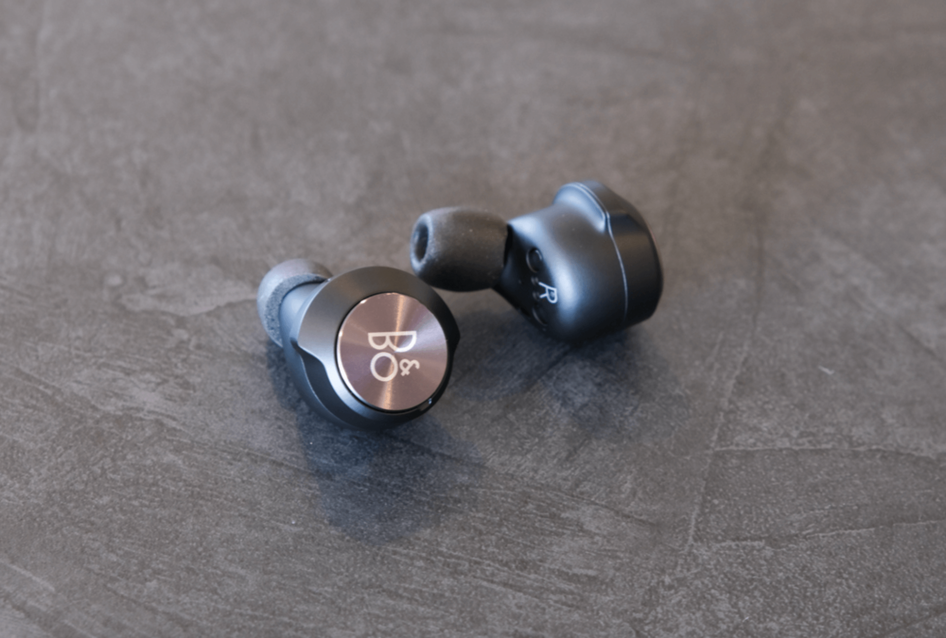 giá tai nghe beoplay eq