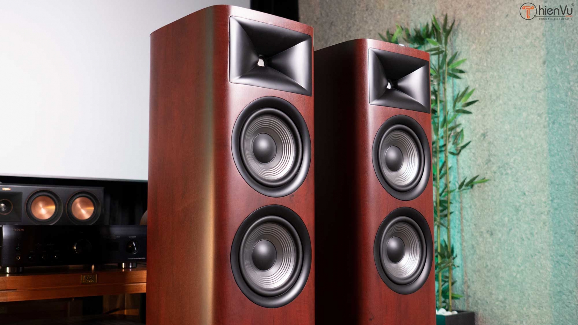 loa-jbl-studio-690