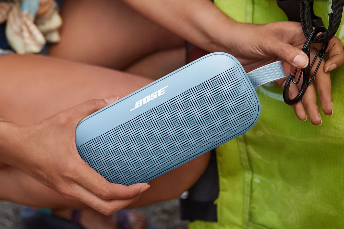 Loa di động mini Bose SoundLink Flex mới nhất năm 2022