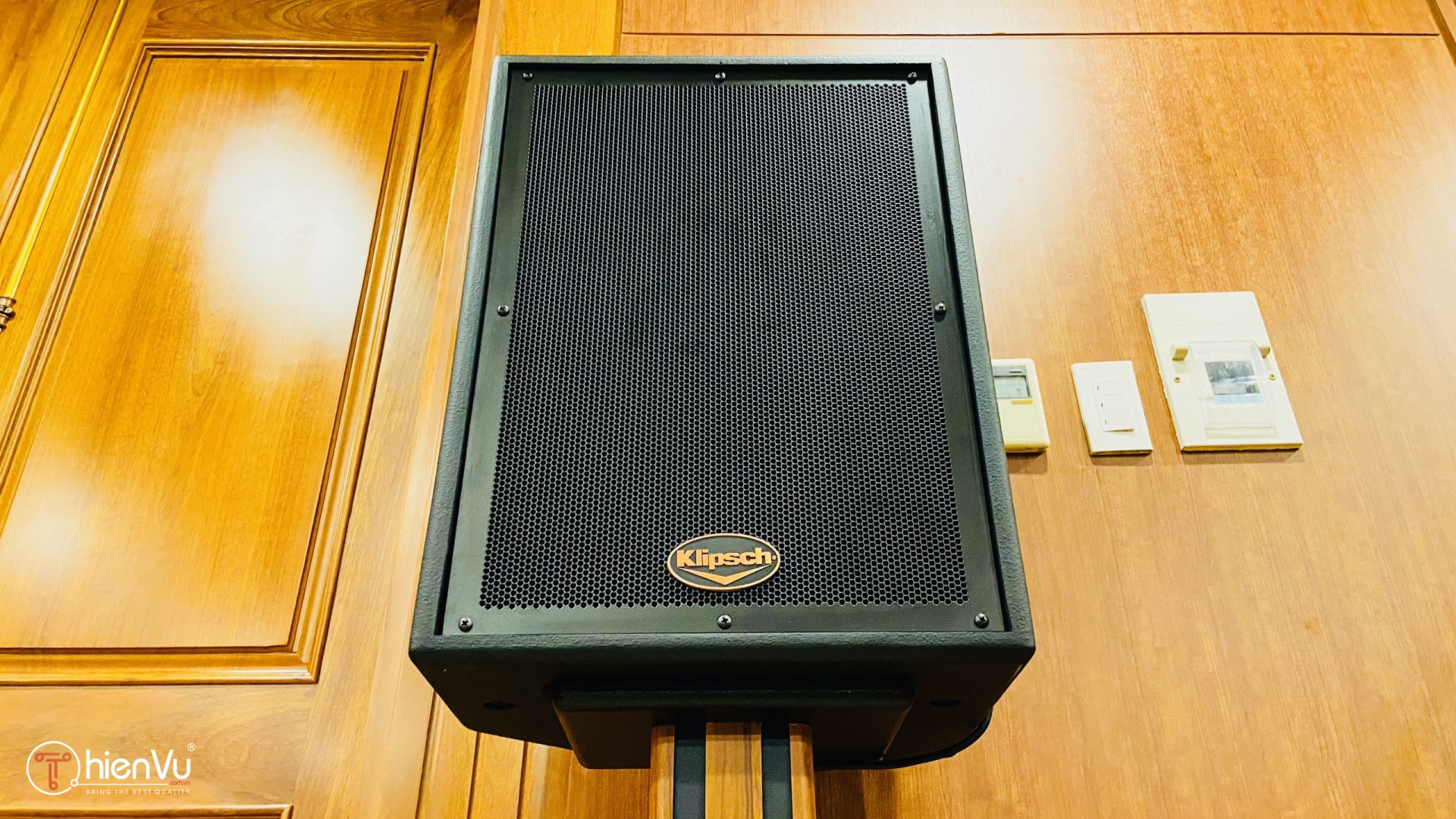 hinh-thuc-te-loa-klipsch-pro-ki-272-sma-ii